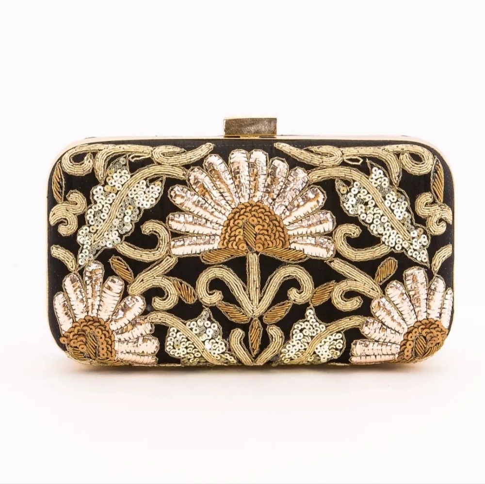 Spring/Summer/Wedding Elegant Floral Embroidered Clutch